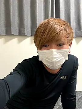 Snapshot of onimakura chatting on December 17, 2025, 4:02 pm onimakura online show from December 17, 2025, 4:02 pm