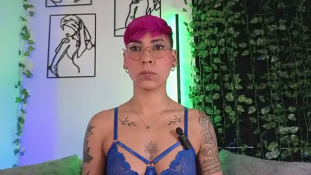 MiaMorgan  online show from February 21, 2026, 2:51 pm