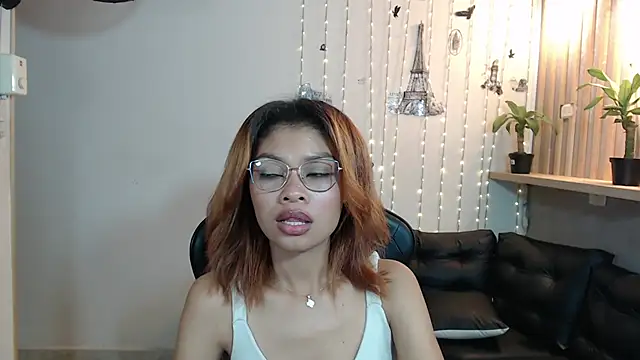Snapshot of Perla_prg chatting on December 27, 2024, 12:18 am Perla prg online show from December 27, 2024, 12:18 am