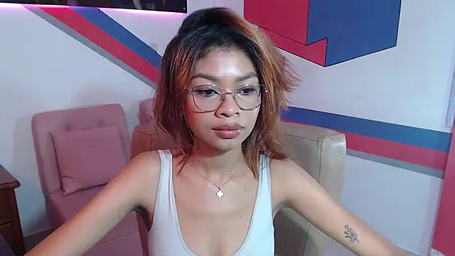 Snapshot of Perla_prg chatting on December 27, 2024, 8:18 pm Perla prg online show from December 27, 2024, 8:18 pm