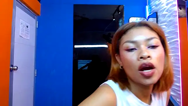 Snapshot of Perla_prg chatting on March 8, 2025, 5:54 pm Perla prg online show from March 8, 2025, 5:54 pm