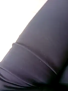 Snapshot of Khaleyssi chatting on March 3, 2026, 2:56 pm Khaleyssi online show from March 3, 2026, 2:56 pm