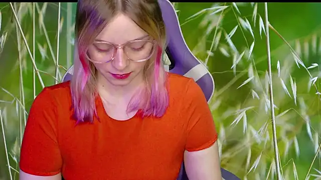 Snapshot of Dolce--Mia---Bianchi__07 chatting on February 23, 2025, 8:39 am Dolce--Mia---Bianchi 07 online show from February 23, 2025, 8:39 am