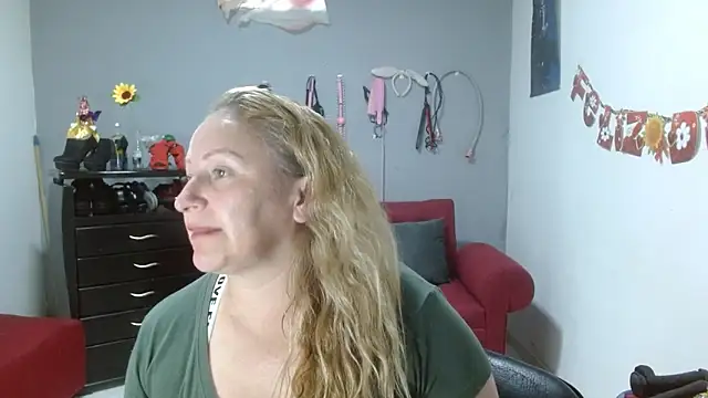 Snapshot of emperabigbootybigass chatting on March 19, 2025, 9:48 pm emperabigbootybigass online show from March 19, 2025, 9:48 pm