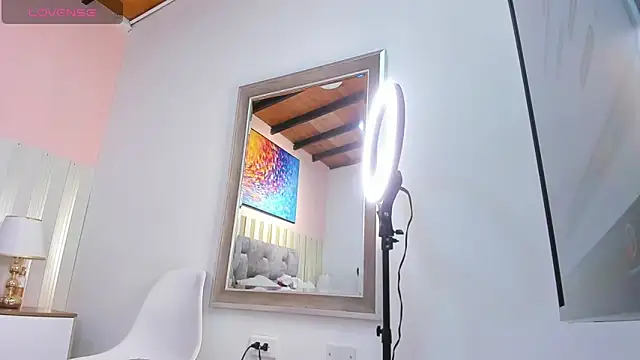 nova lane online show from February 23, 2025, 2:40 am