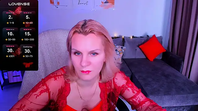 Snapshot of Louisa_Bay chatting on January 17, 2025, 11:06 am Louisa Bay online show from January 17, 2025, 11:06 am