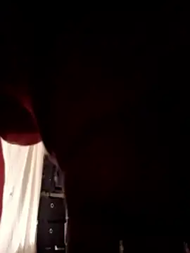 Snapshot of DevinToore chatting on October 31, 2025, 8:48 am DevinToore online show from October 31, 2025, 8:48 am