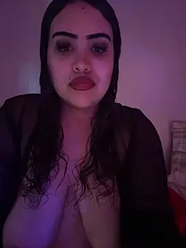 iTrapXXXBACKUP online show from October 26, 2025, 4:13 pm