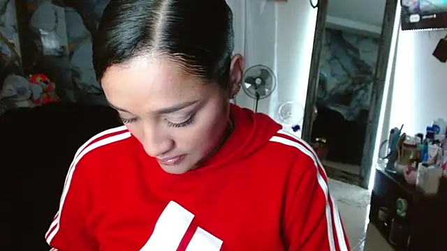 KatalinnaBrown online show from November 11, 2025, 11:32 am