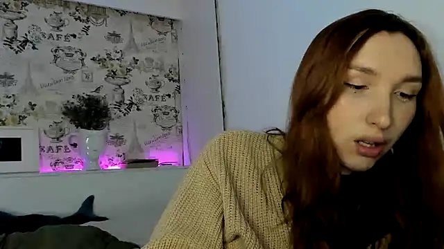 Snapshot of LisaIcon chatting on February 8, 2025, 6:12 am LisaIcon online show from February 8, 2025, 6:12 am