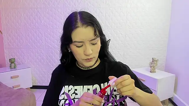 Snapshot of Violetaa_diazz chatting on December 22, 2025, 9:12 pm Violetaa diazz online show from December 22, 2025, 9:12 pm