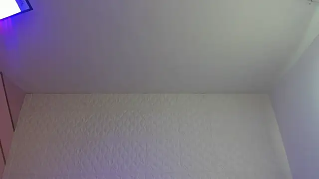 Snapshot of Violetaa_diazz chatting on January 9, 2026, 9:05 pm Violetaa diazz online show from January 9, 2026, 9:05 pm