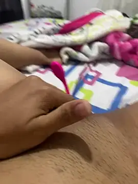 ANYLU19 online show from December 29, 2024, 3:57 pm