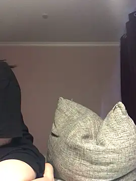 Snapshot of Milka23 chatting on December 15, 2024, 1:00 pm Milka23 online show from December 15, 2024, 1:00 pm