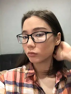 Snapshot of Milka23 chatting on February 11, 2025, 10:37 am Milka23 online show from February 11, 2025, 10:37 am