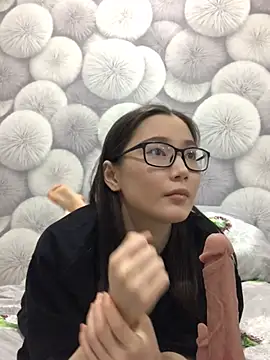 Snapshot of Milka23 chatting on February 21, 2025, 3:10 pm Milka23 online show from February 21, 2025, 3:10 pm