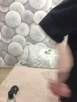 Snapshot of Milka23 chatting on March 2, 2025, 10:45 am Milka23 online show from March 2, 2025, 10:45 am