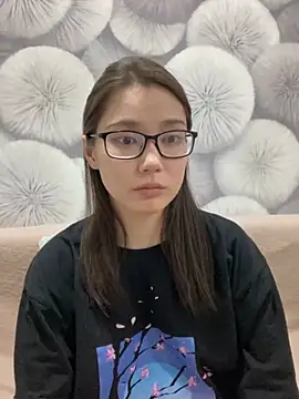 Snapshot of Milka23 chatting on March 22, 2025, 3:53 pm Milka23 online show from March 22, 2025, 3:53 pm