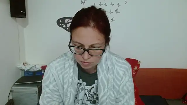 LadyHellene online show from December 14, 2025, 2:55 pm