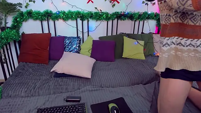 Snapshot of FillDammon chatting on December 21, 2025, 3:24 am FillDammon online show from December 21, 2025, 3:24 am