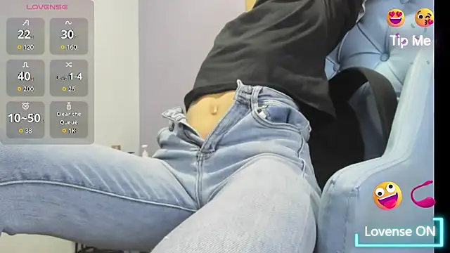  candy jade  online show from December 14, 2025, 11:59 am