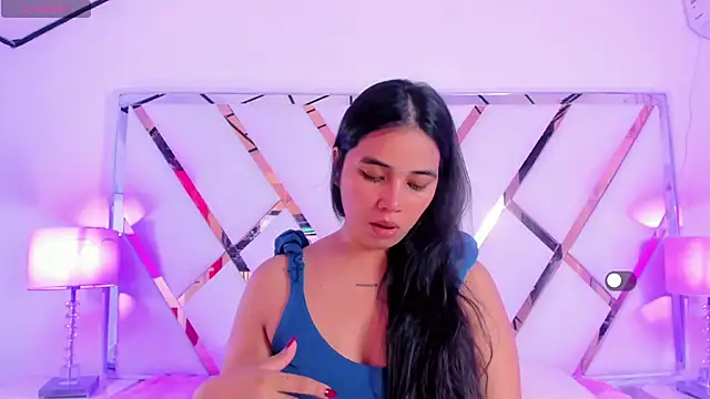 naughty  sara online show from December 18, 2025, 12:22 pm