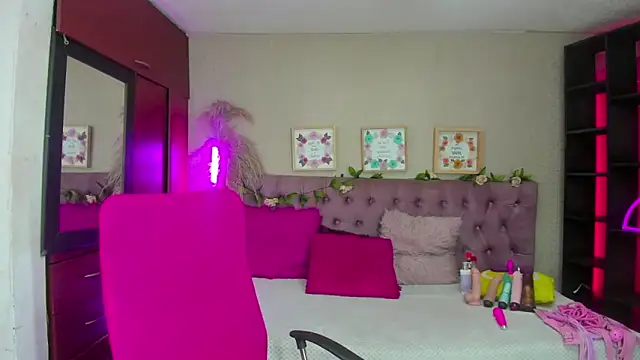 Snapshot of _Pamela_ebony chatting on November 28, 2025, 1:03 pm Pamela ebony online show from November 28, 2025, 1:03 pm