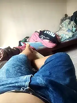 putoso031 online show from October 16, 2025, 11:55 am