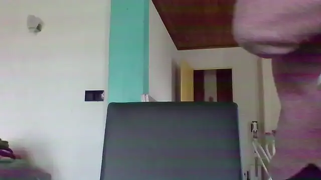 Snapshot of Sandcoq chatting on October 30, 2025, 2:18 pm Sandcoq online show from October 30, 2025, 2:18 pm