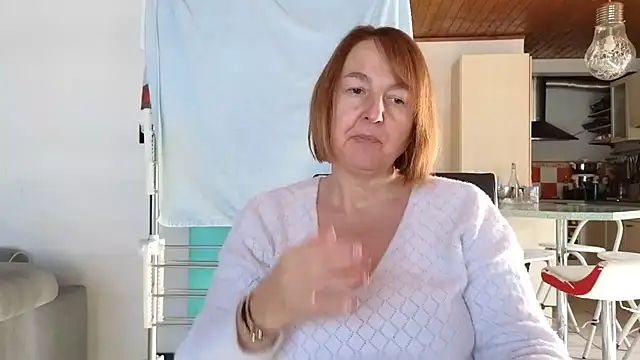 Snapshot of Sandcoq chatting on December 1, 2025, 12:43 pm Sandcoq online show from December 1, 2025, 12:43 pm