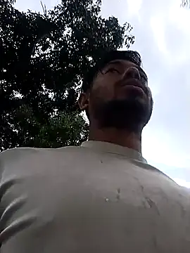 Snapshot of arafat_mia chatting on November 7, 2025, 12:54 am arafat mia online show from November 7, 2025, 12:54 am