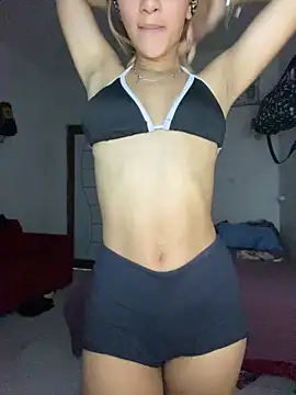 Snapshot of Carolinen chatting on September 30, 2025, 7:41 pm Carolinen online show from September 30, 2025, 7:41 pm