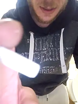 Alexxxmaster1312 online show from February 2, 2026, 9:24 pm