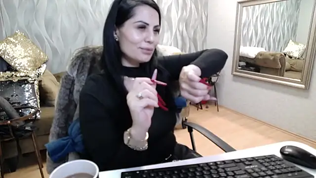 Sara Poison online show from November 2, 2025, 3:20 am