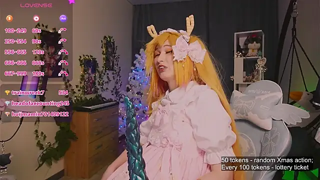 Snapshot of koshkasenpai chatting on December 15, 2024, 4:04 pm koshkasenpai online show from December 15, 2024, 4:04 pm