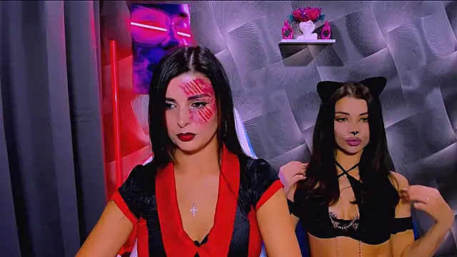 Snapshot of KayWuds chatting on October 31, 2025, 5:14 pm KayWuds online show from October 31, 2025, 5:14 pm