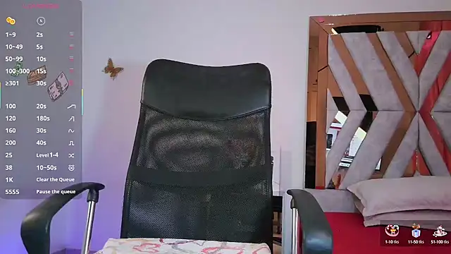 littleayshel online show from March 10, 2025, 12:59 pm