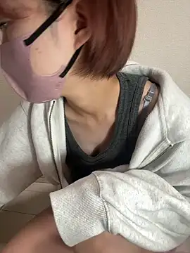 Snapshot of -x_MIU_x chatting on October 9, 2025, 9:29 am -x MIU x online show from October 9, 2025, 9:29 am