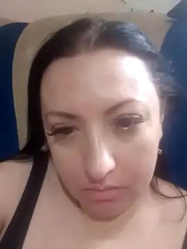 Snapshot of Veronica-Celie chatting on December 4, 2025, 8:56 am Veronica-Celie online show from December 4, 2025, 8:56 am