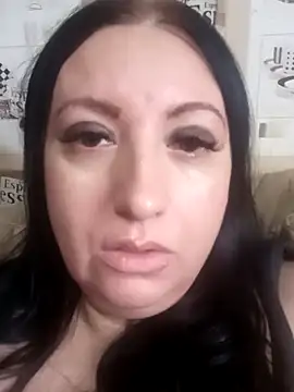 Snapshot of Veronica-Celie chatting on December 22, 2025, 12:13 pm Veronica-Celie online show from December 22, 2025, 12:13 pm