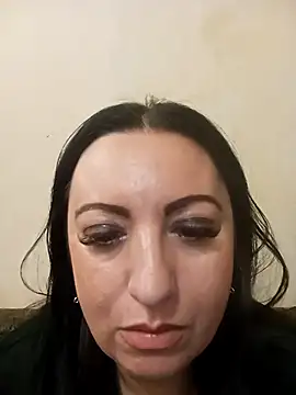 Snapshot of Veronica-Celie chatting on February 22, 2026, 10:41 pm Veronica-Celie online show from February 22, 2026, 10:41 pm