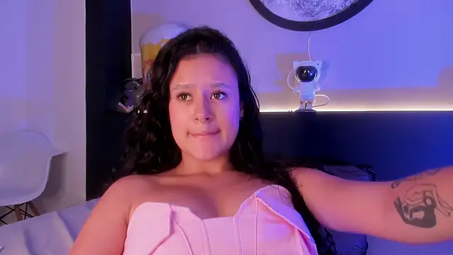 Snapshot of angel_witch chatting on January 17, 2025, 11:29 pm angel witch online show from January 17, 2025, 11:29 pm