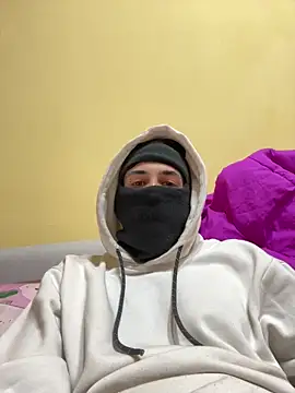 Snapshot of boyadark chatting on January 25, 2025, 9:35 pm boyadark online show from January 25, 2025, 9:35 pm