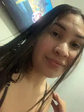 Athenea 69 online show from December 2, 2024, 3:26 am