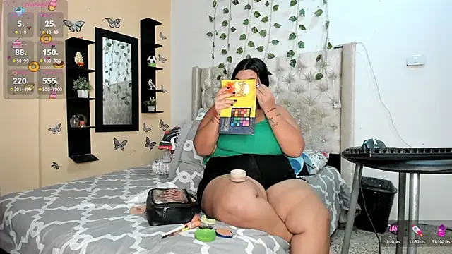 Snapshot of Marycurvysex1 chatting on January 7, 2025, 2:53 am Marycurvysex1 online show from January 7, 2025, 2:53 am