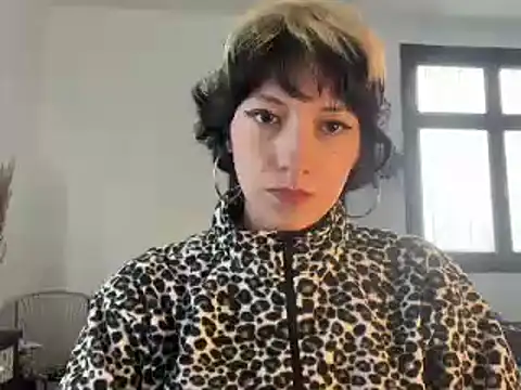 Snapshot of cataline_de_aragaon chatting on December 30, 2024, 8:58 pm cataline de aragaon online show from December 30, 2024, 8:58 pm