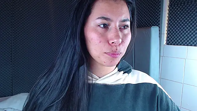  joy yva online show from December 5, 2025, 6:59 pm