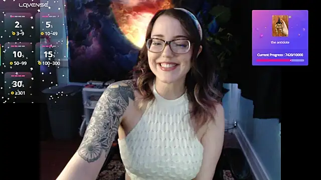 Snapshot of thedaisymoon chatting on May 29, 2026, 2:42 am thedaisymoon online show from May 29, 2026, 2:42 am