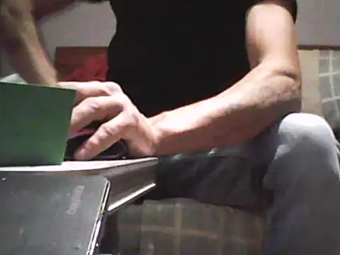 Snapshot of Fundy37 chatting on April 17, 2026, 11:41 pm Fundy37 online show from April 17, 2026, 11:41 pm