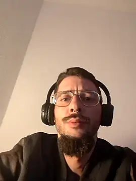 Snapshot of casualtimepassenger chatting on January 26, 2025, 10:55 am casualtimepassenger online show from January 26, 2025, 10:55 am